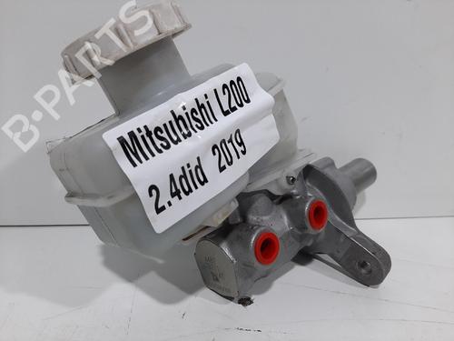 Used Brake master cylinder MITSUBISHI L200 / TRITON (KJ_, KK_, KL_) 2.4 DI-D 4WD (KJ0T) (154 hp) 23467533