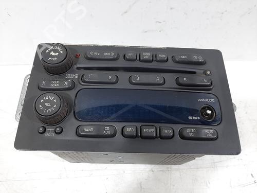 Used Radio HUMMER H2 Closed Off-Road Vehicle [2002-2009]  23468226