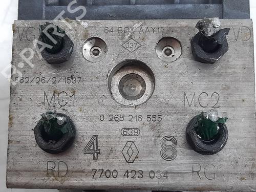 ABS pump RENAULT MEGANE II Estate Van (KM_) | BP23468783M43