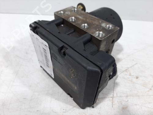 Used ABS pump RENAULT LAGUNA I (B56_, 556_) [1993-2002]  23463881