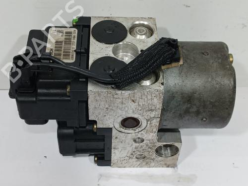 Used ABS pump VOLVO V40 Estate (645) [1995-2004]  23469114