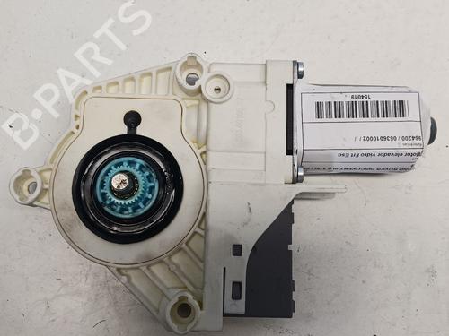 Used Left front window motor LAND ROVER DISCOVERY III (L319) [2004-2009]  23475398