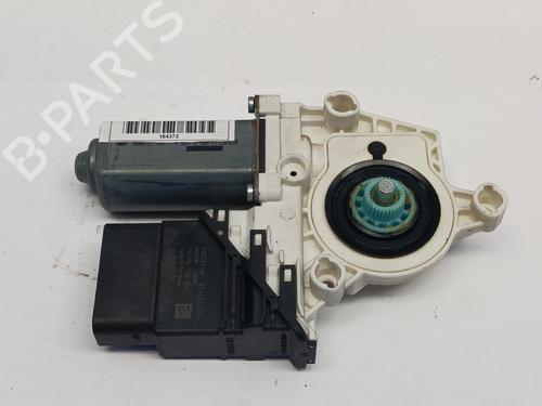 Rudehejsemotor bagstkærm højre VW PASSAT B6 (3C2) [2005-2011]  23475695