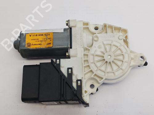 Used Left rear window motor VW GOLF IV (1J1) [1997-2008]  23475709
