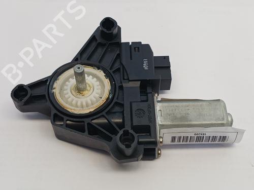 Used Left rear window motor MERCEDES-BENZ A-CLASS (W176) [2012-2018]  23475720