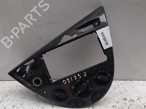 Climate control FORD FOCUS I Saloon (DFW) 1.8 Turbo DI / TDDi 98AB-18C419