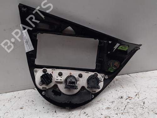 Climate control FORD FOCUS I Saloon (DFW) 1.8 Turbo DI / TDDi | BP23463439I5 