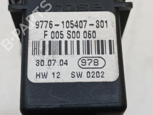 Rudehejsemotor bagstkærm højre SEAT LEON (1M1) | BP23477493E22