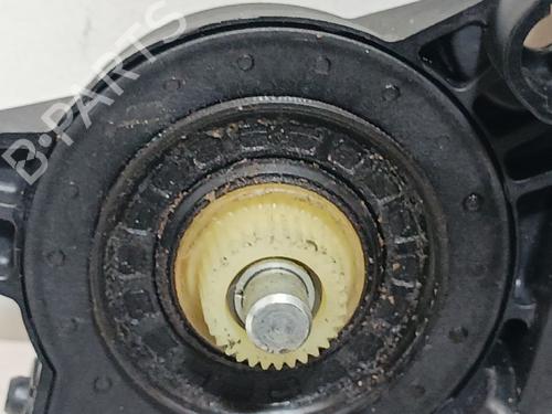 Right rear window motor AUDI A4 B7 Avant (8ED) | BP23477496E22