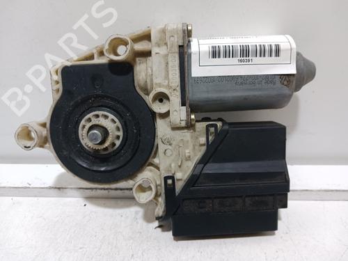 Rudehejsemotor bagstkærm venstre VW POLO IV (9N_, 9A_) [2001-2014]  23477815