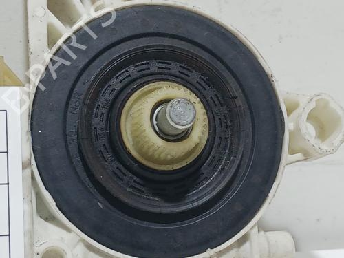 Left front window motor MERCEDES-BENZ C-CLASS (W204) | BP23477993E21 - Image 2