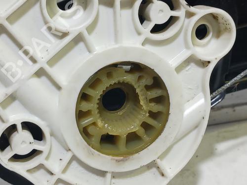Front right window mechanism BMW 1 (E87)  | BP23479808C23