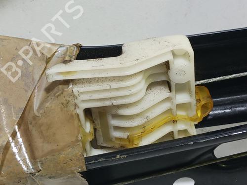 Front right window mechanism BMW 1 (E87)  | BP23479809C23