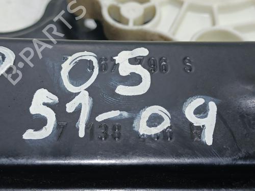 Front right window mechanism BMW 1 (E87)  | BP23479809C23