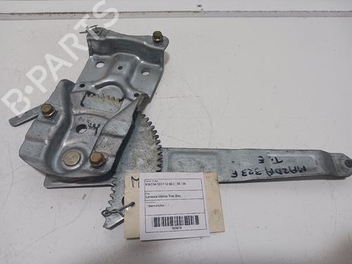 Rudehejsemekanisme venstre bagtil MAZDA 323 F VI Hatchback (BJ)  | BP23481685C24 
