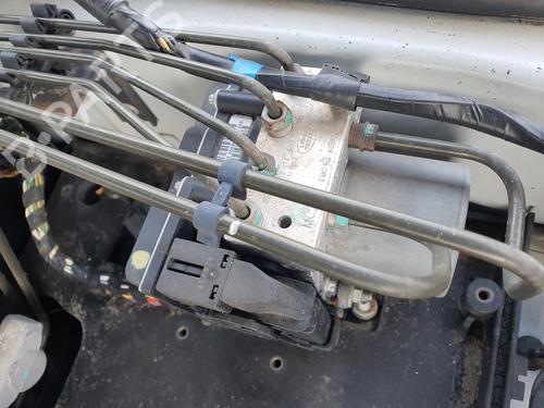 Abs pomp LAND ROVER DISCOVERY III (L319) 2.7 TD 4x4 (190 hp) 23485565