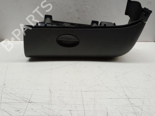 Hanskerom MERCEDES-BENZ A-CLASS (W168) A 140 (168.031, 168.131) (82 hp) 23481645