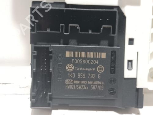 Right front window motor SEAT ALTEA (5P1) | BP23490928E20