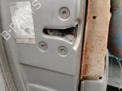 Venstre fortil lås OPEL CORSA B (S93) 1.2 i (F08, F68, M68) (45 hp) 23491394