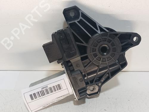Rudehejsemotor bagstkærm højre MERCEDES-BENZ C-CLASS (W205) [2013-2023]  23496536
