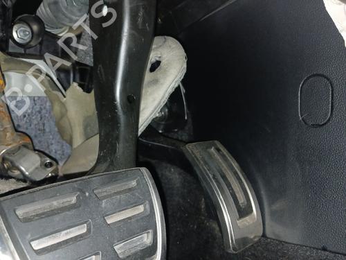 Pedal VW PASSAT ALLTRACK B8 Variant (3G5, CB5) 2.0 TDI 4motion 5Q1723503K