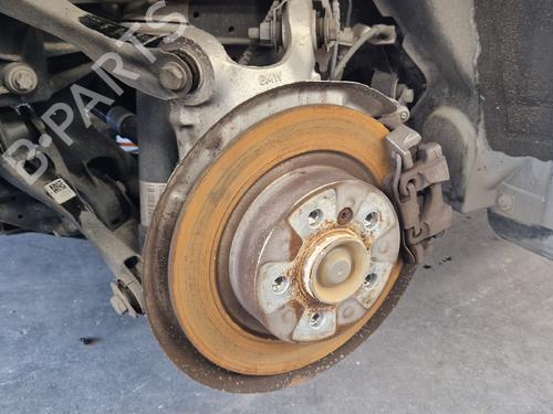 Højre hjullejehus spindel BMW i3 (I01) Electric (170 hp) 25403169