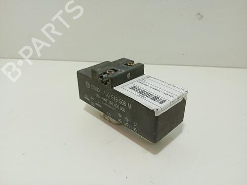 Commutateur SEAT IBIZA III (6L1) 1.4 TDI (70 hp) 26388030