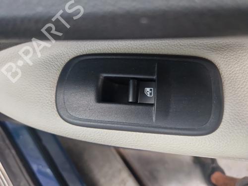 Used Right front window switch FIAT 500e (332_) Elektro 3+1 (FA1) (118 hp) 27820579