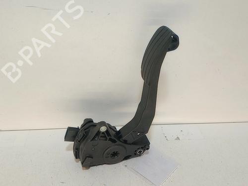 Pedał RENAULT MASTER III Van (FV) 2.3 dCi 165 RWD (FV0P, FV0U, FV10, FV12, FV1E) 180101626R
