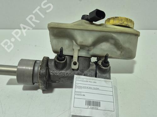 Hovedbremsecylinder VW POLO (6N2) 1.0 (50 hp) 27669717