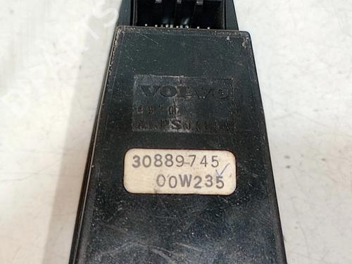 Left front window switch VOLVO S40 I (644) | BP28151718I27
