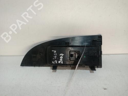 Fensterheberschalter links vorne SEAT LEON (1P1)  | BP28530409I27 