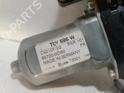 Left front window motor TOYOTA YARIS (_P13_) 1.5 Hybrid (NHP130_) | BP29301329E21 