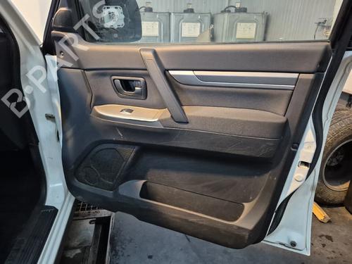 Used Front right panel Front right panel 39103947 39103947
