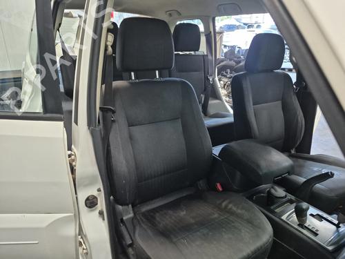Ensemble sièges MITSUBISHI PAJERO IV (V8_W, V9_W) 3.2 DI-D 4WD (V98W, V88W) | BP29503278C78 