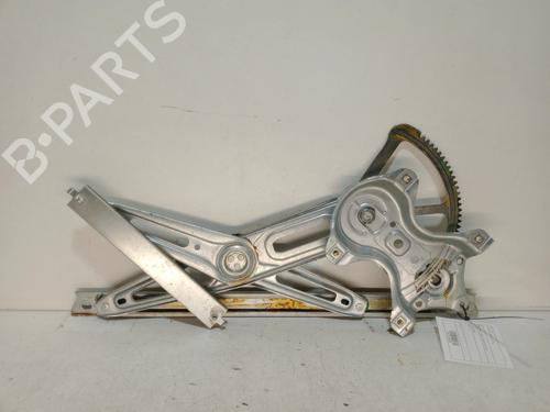 Used Front right window mechanism TOYOTA YARIS (_P13_) 1.5 Hybrid (NHP130_) (101 hp) 29301303