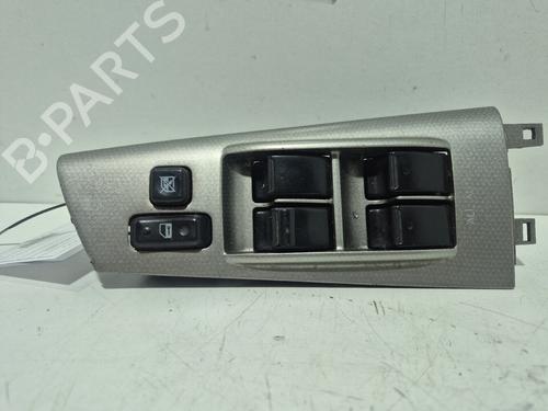 Used Left front window switch TOYOTA COROLLA (_E12_) 1.4 D (NDE120_, NDE120R) (90 hp) 28169095