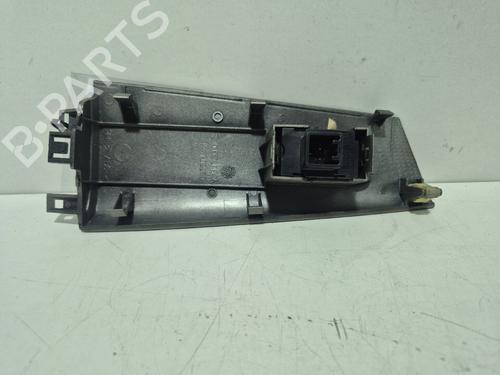 Interrupteur de vitre avant droite TOYOTA COROLLA (_E12_) 1.4 D (NDE120_, NDE120R) | BP28169096I26 