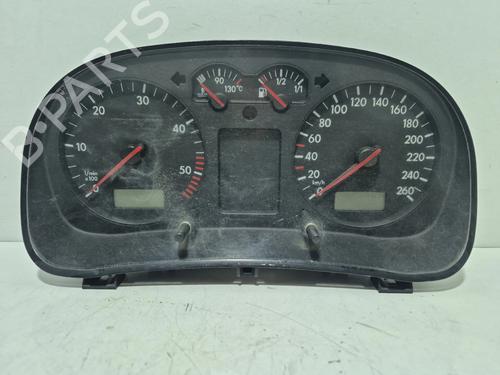 Used Instrument cluster VW GOLF IV Variant (1J5) 1.9 TDI (150 hp) 23489188