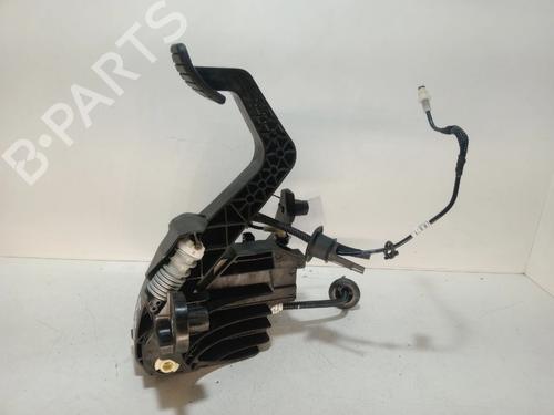 Clutch pedal NISSAN INTERSTAR Platform/Chassis (XDE) DCI 170 | BP29706624I13 