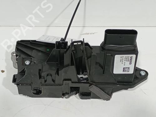 Used Front right lock VOLVO XC40 (536) D4 AWD (190 hp) 29374725
