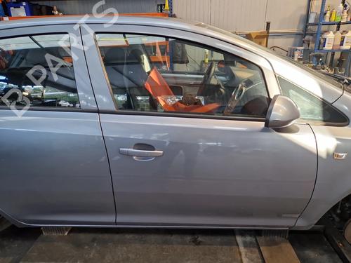 Dør højre fortil OPEL CORSA C (X01) 1.2 Twinport (F08, F68) (80 hp) 30160621