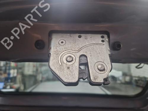 Used Tailgate lock OPEL CORSA C (X01) 1.2 Twinport (F08, F68) (80 hp) 30160593