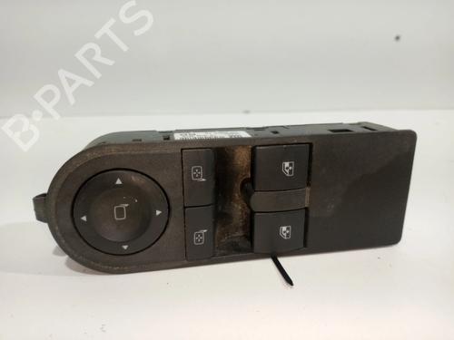 Used Left front window switch OPEL ASTRA H (A04) [2004-2014]  29205119