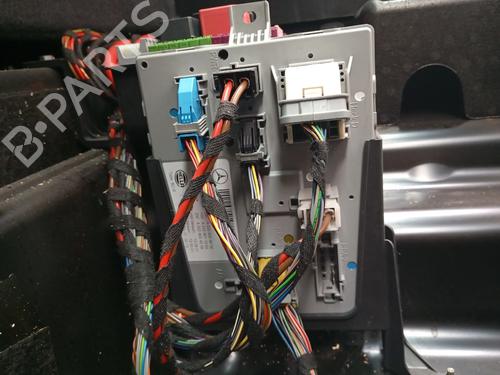 Used Fuse box MERCEDES-BENZ C-CLASS T-Model (S205) C 220 BlueTEC / d (205.204) (170 hp) 30486229