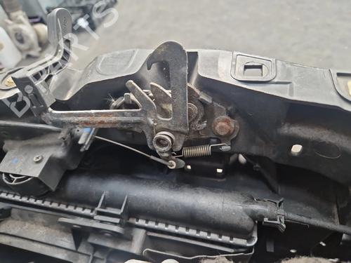 Used Hood lock CITROËN C3 II (SC_) 1.4 HDi 70 (SC8HZC, SC8HR0, SC8HP4) (68 hp) 30486303