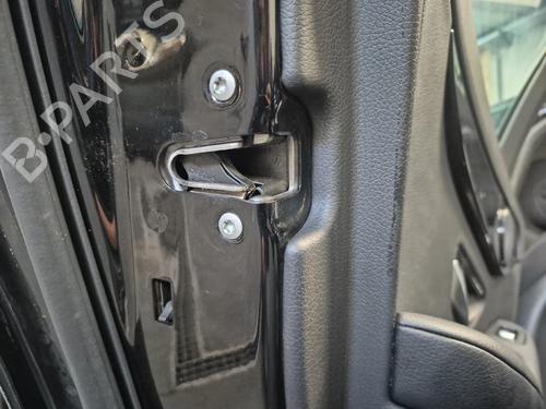 Türschloss links hinten für MERCEDES-BENZ C-CLASS T-Model (S205) C 220 BlueTEC / d (205.204) (170 hp) 30499241
