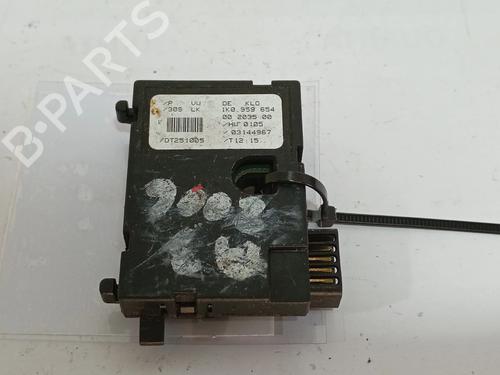 Used Electronic module VW GOLF V (1K1) [2003-2010]  30528785