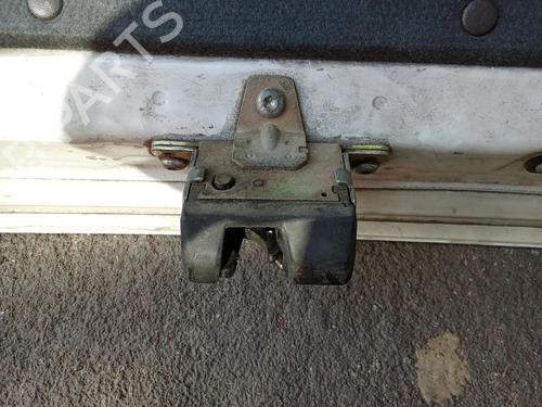 Used Tailgate lock Tailgate lock OPEL CORSA B Hatchback Van (S93) 1.7 D (F08, W5L) (60 hp) 31129250 31129250