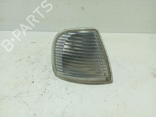 Used Right front indicator Right front indicator 31299395 31299395